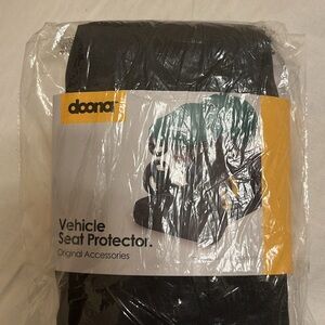 Doona Black Vehicle Seat Protector